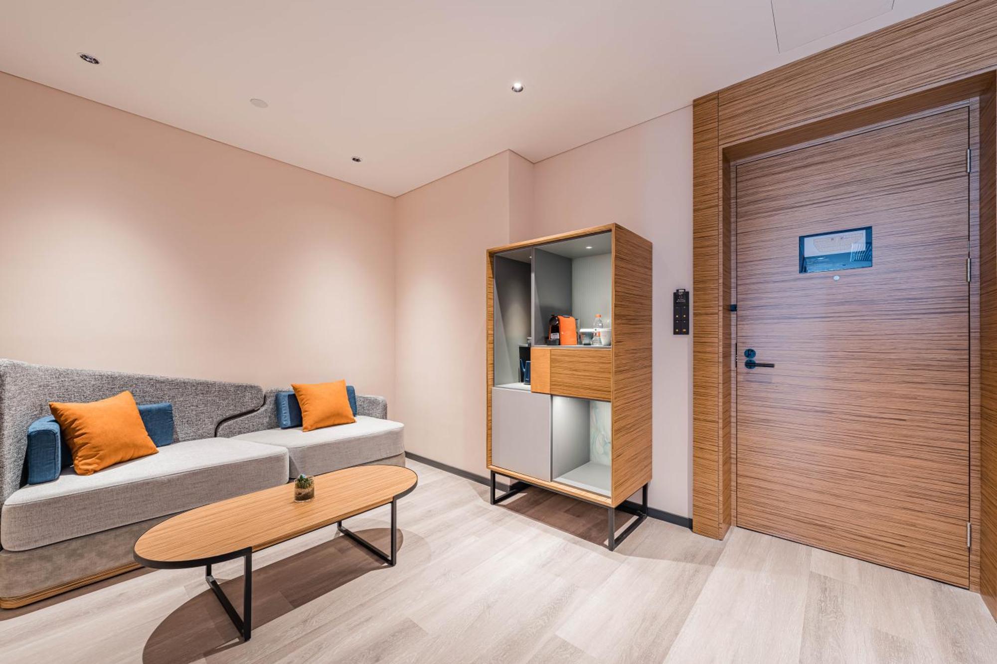 Urcove By Hyatt Hangzhou Riverside Cbd Exterior foto